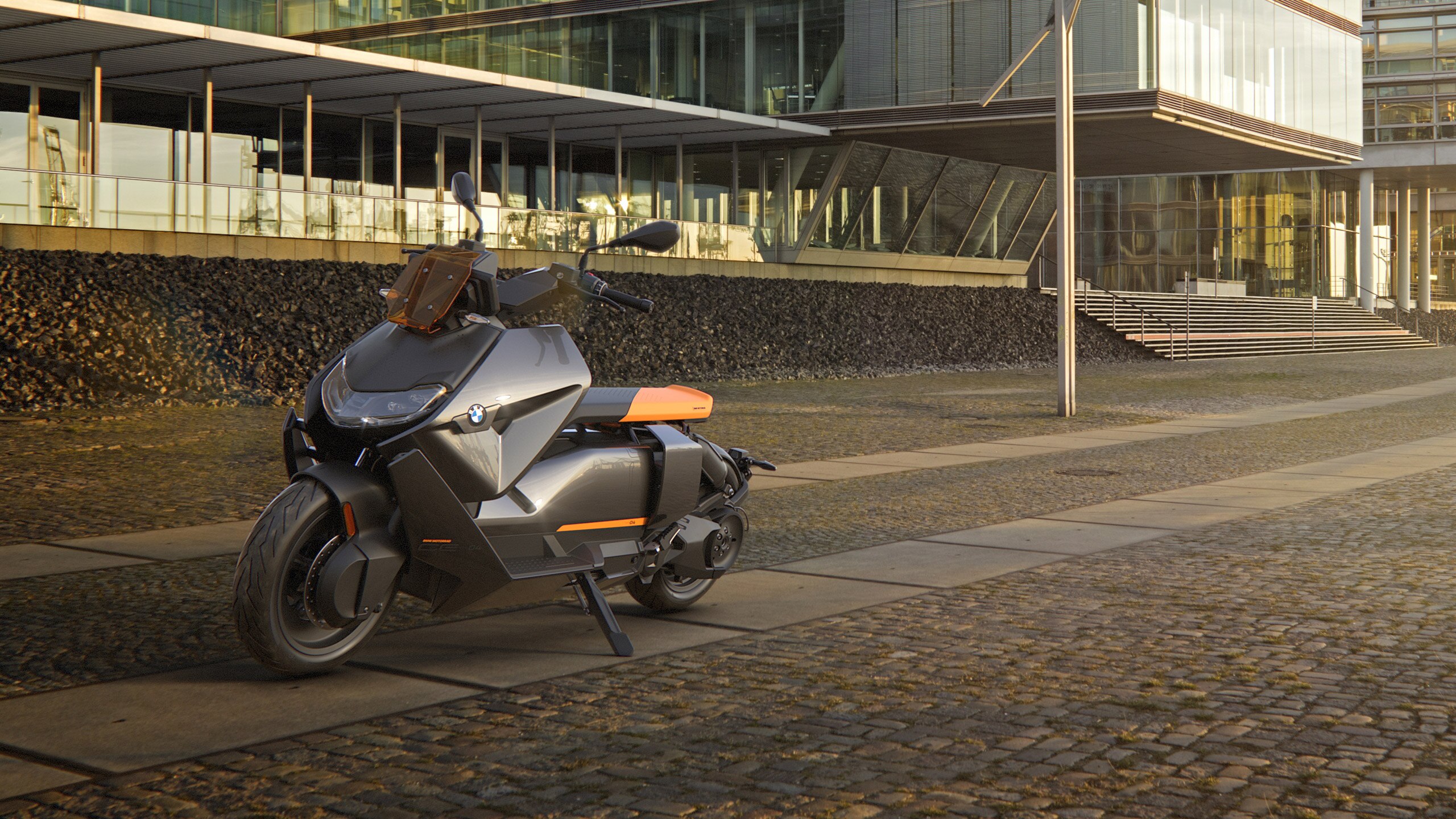 CE 04 | BMW Motorrad Vietnam